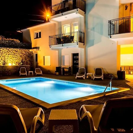 Apt2 - Two Angels With Swimming Pool, - Opatija Lägenhet Ika