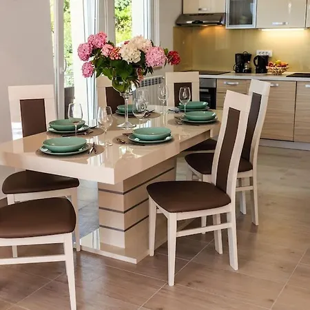 Apt2 - Two Angels With Swimming Pool, - Opatija 이카